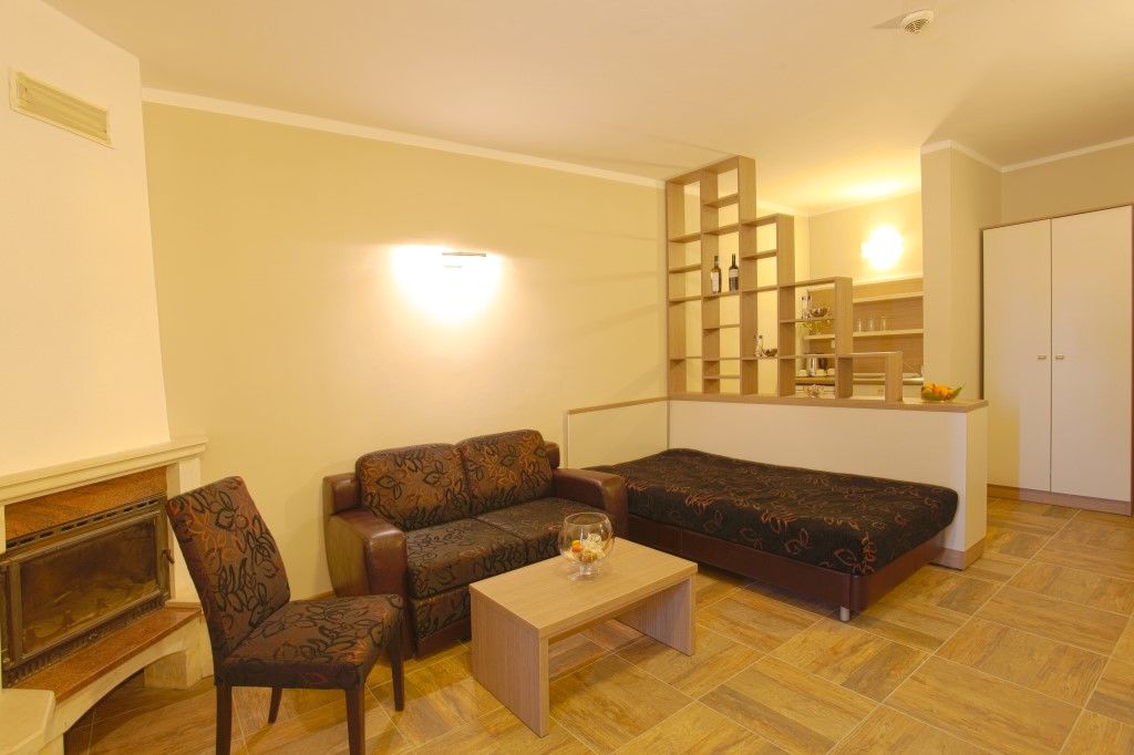 Ljuljak Hotel Goudstrand Buitenkant foto